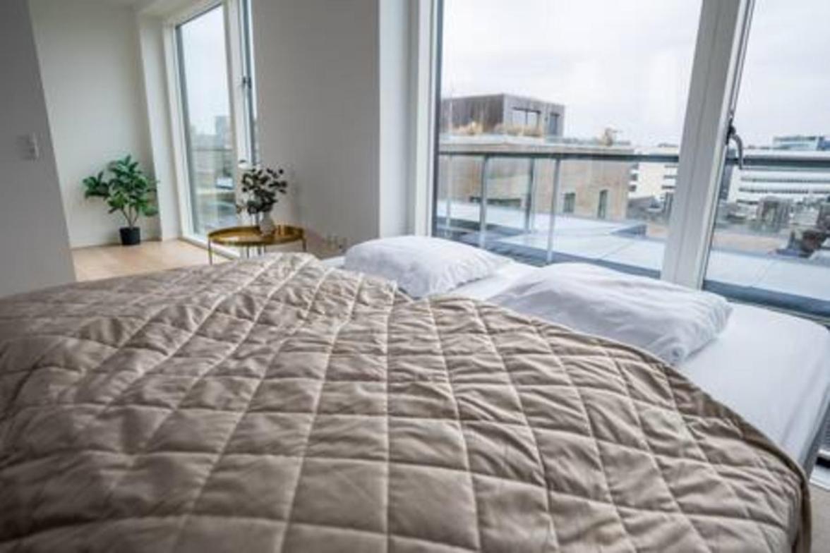 Executive Harbour Penthouse